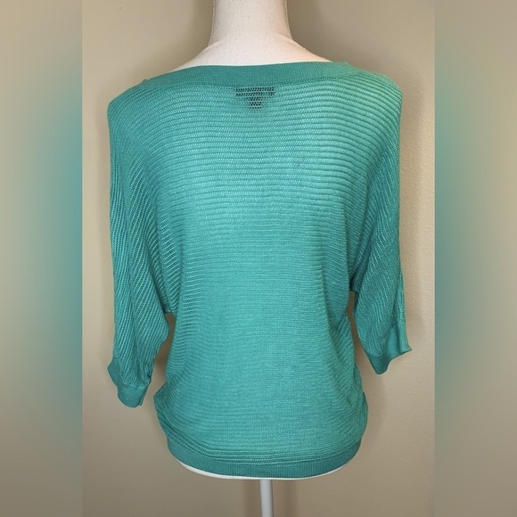 Express Top Blouse Women Size Medium Light Turquoise Green - Picture 2 of 7
